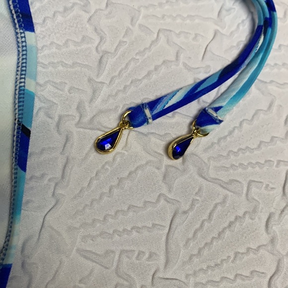 Sol Lo String Bikini EUC w/wavy stripes of blue & white & Embellishments Size 6 - Picture 7 of 12